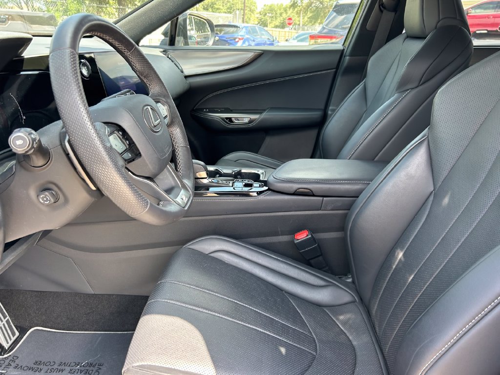 Used 2024 Lexus NX 350 F Sport w/ F Sport Cold Package AWD/4WD image 11