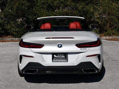 Used 2021 BMW 840i Convertible w/ M Sport Package image 5