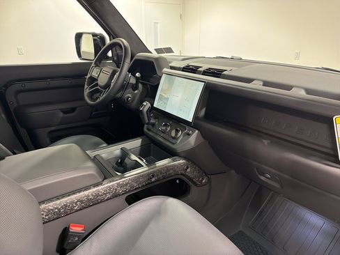 New 2026 Land Rover Defender 110 image 24