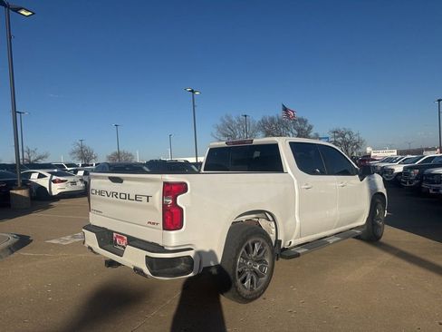 Used 2021 Chevrolet Silverado 1500 RST w/ Convenience Package II image 3