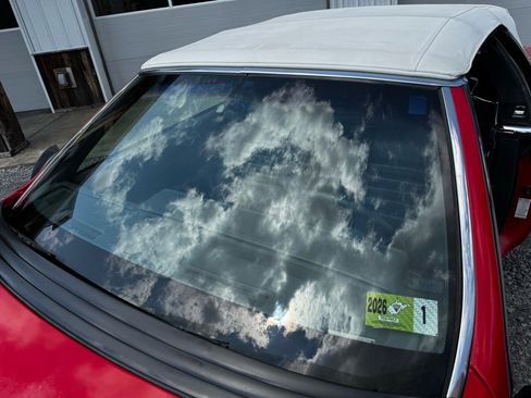 Used 1989 Chrysler LeBaron Premium image 23