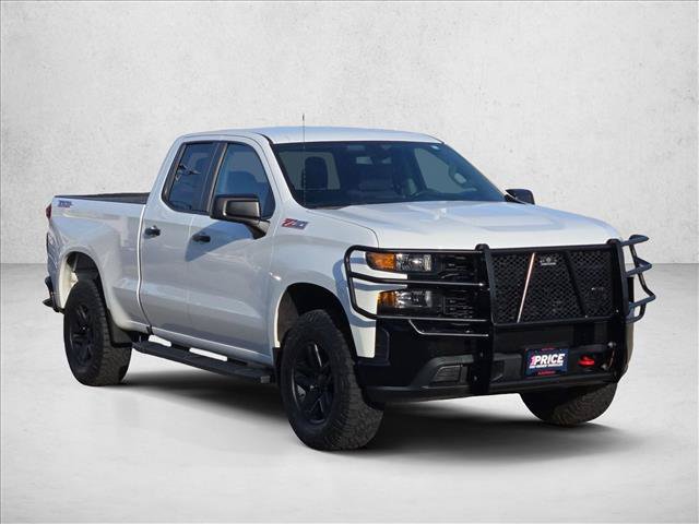 Used 2019 Chevrolet Silverado 1500 Custom Trail Boss AWD/4WD image 3