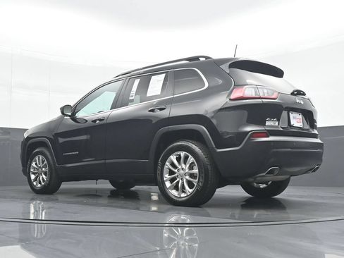 Used 2022 Jeep Cherokee Latitude Lux w/ Sun & Sound Group AWD/4WD image 28