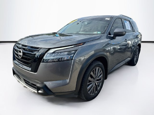 Used 2023 Nissan Pathfinder SL w/ SL Premium Package AWD/4WD image 3