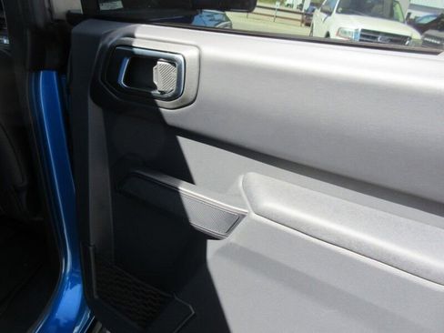 New 2025 Ford Bronco Badlands image 22