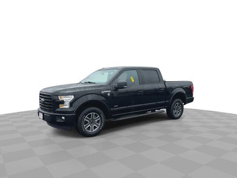 Used 2017 Ford F150 XLT w/ Equipment Group 302A Luxury image 4