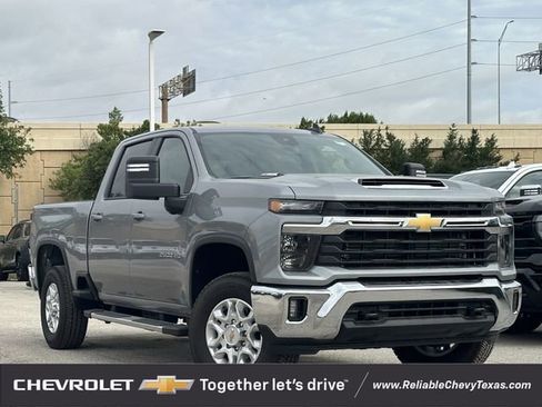 New 2026 Chevrolet Silverado 2500 LT w/ Leather Package AWD/4WD image 2
