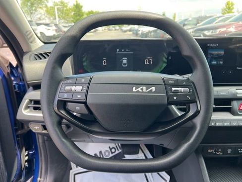 Certified 2025 Kia K4 FWD image 13