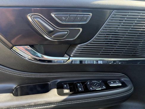 Certified 2022 Lincoln Corsair Reserve w/ Equipment Group 201A image 16