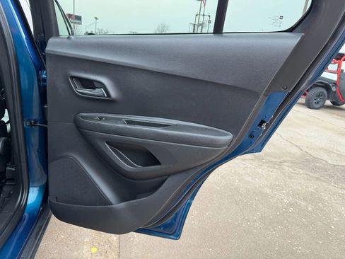 Used 2020 Chevrolet Trax Premier image 17