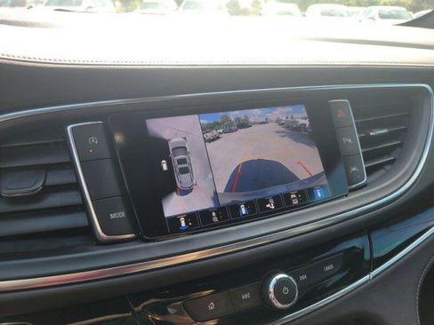 Used 2024 Buick Enclave Avenir w/ Avenir Technology Package image 27