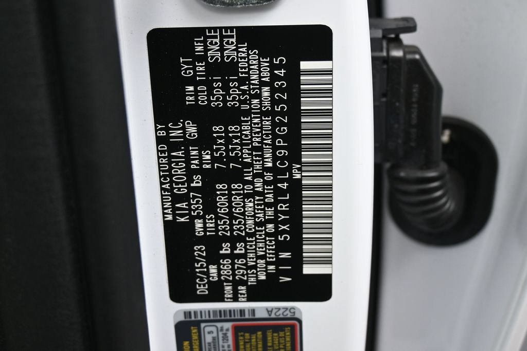 Used 2023 Kia Sorento S w/ Panoramic Sunroof Package FWD image 17