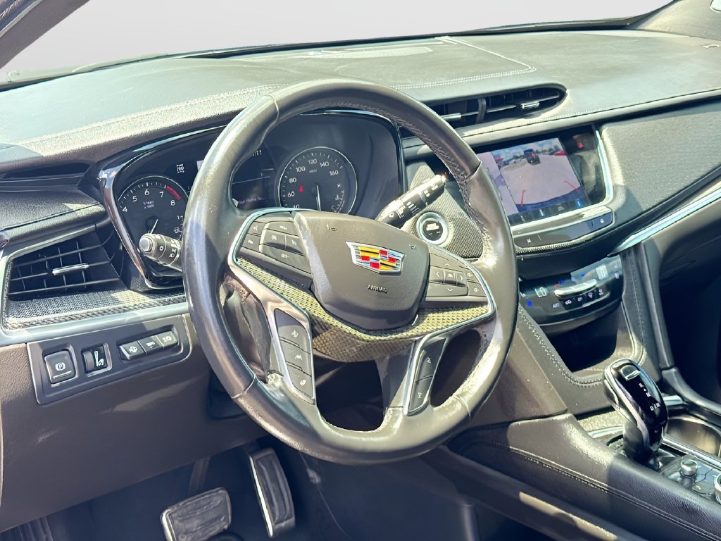 Used 2024 Cadillac XT5 Sportv w/ Technology Package AWD/4WD image 9