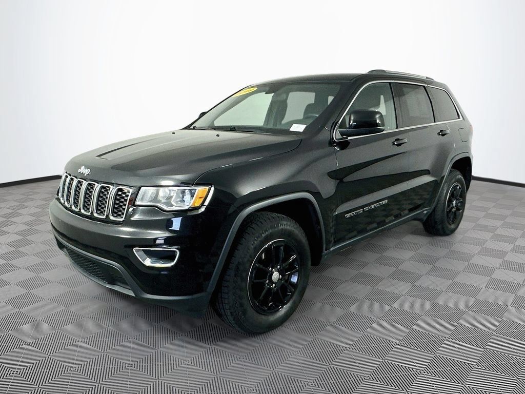 Used 2019 Jeep Grand Cherokee Laredo w/ Security & Convenience Group AWD/4WD image 5