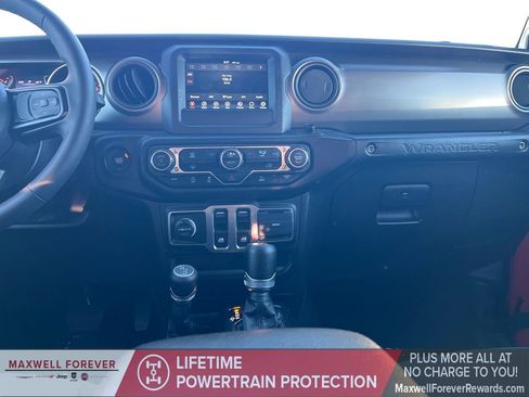 Used 2023 Jeep Wrangler Sport S image 3