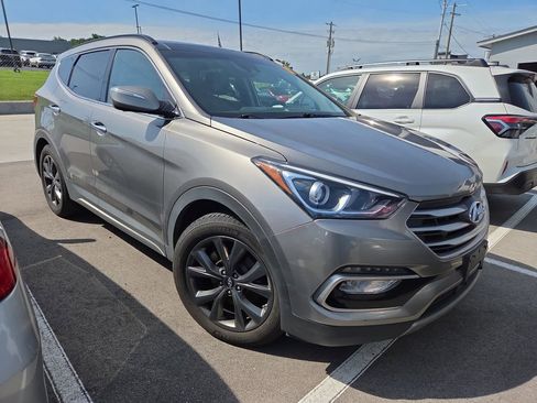 Used 2018 Hyundai Santa Fe Sport w/ 2.0T Ultimate Tech Package 05 FWD image 1
