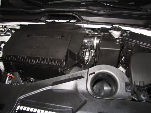 Certified 2024 Honda Pilot Touring image 22
