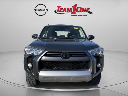 Used 2020 Toyota 4Runner TRD Off-Road AWD/4WD image 2