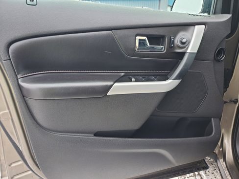 Used 2013 Ford Edge SEL image 9