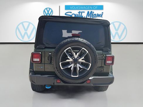 Used 2024 Jeep Wrangler Sport S w/ Convenience Group AWD/4WD image 6