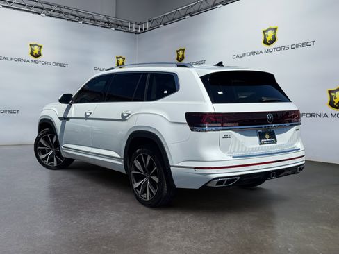 Used 2024 Volkswagen Atlas SEL Premium R-Line AWD/4WD image 3