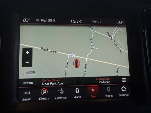 Used 2022 Dodge Challenger SXT w/ Driver Convenience Group image 21