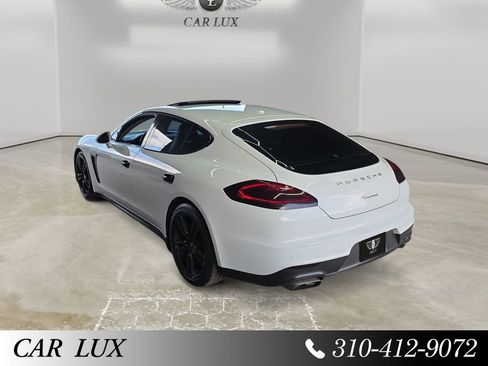 Used 2014 Porsche Panamera image 19