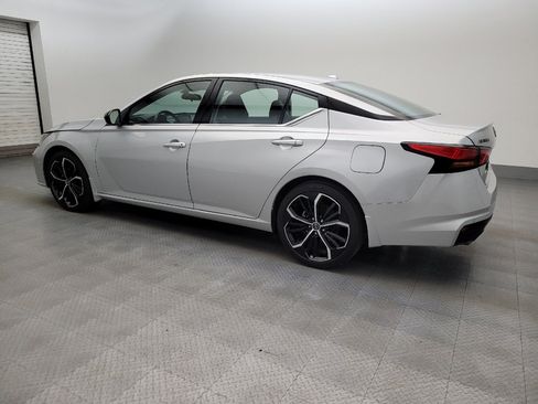 Used 2024 Nissan Altima 2.5 SR FWD image 3