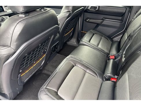 New 2024 Ford Bronco Badlands image 9