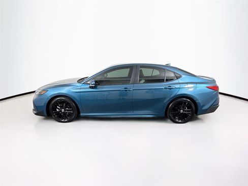 Certified 2025 Toyota Camry SE w/ Convenience Package FWD image 14