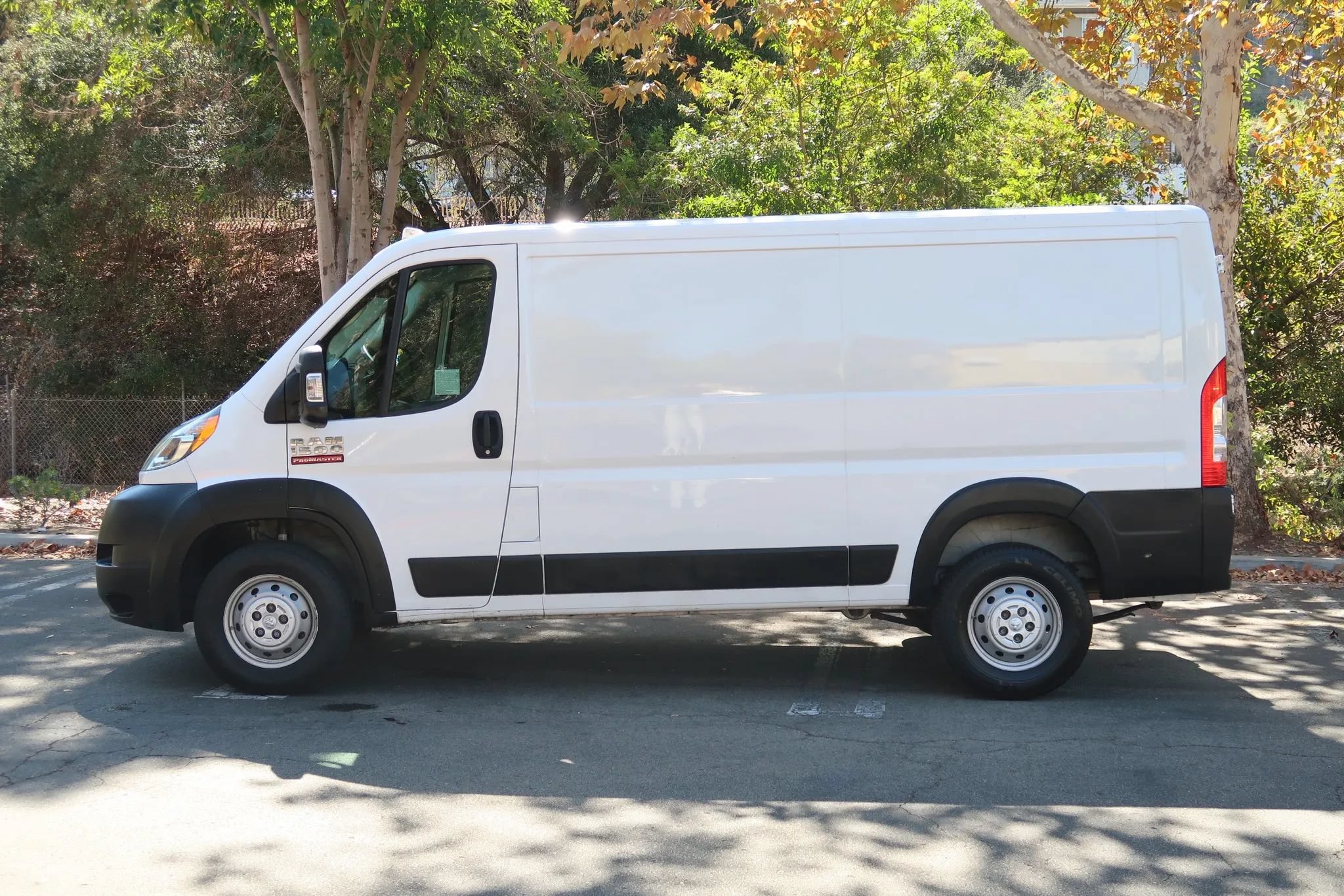 Used 2019 RAM ProMaster 1500 FWD image 4