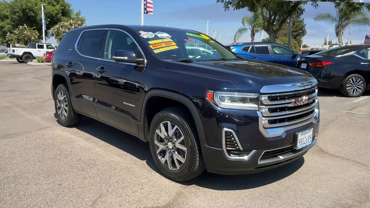 Used 2022 GMC Acadia SLE AWD/4WD image 1