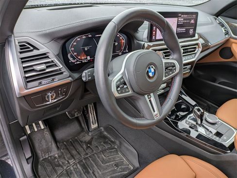 Certified 2024 BMW X3 M40i w/ Premium Package image 9
