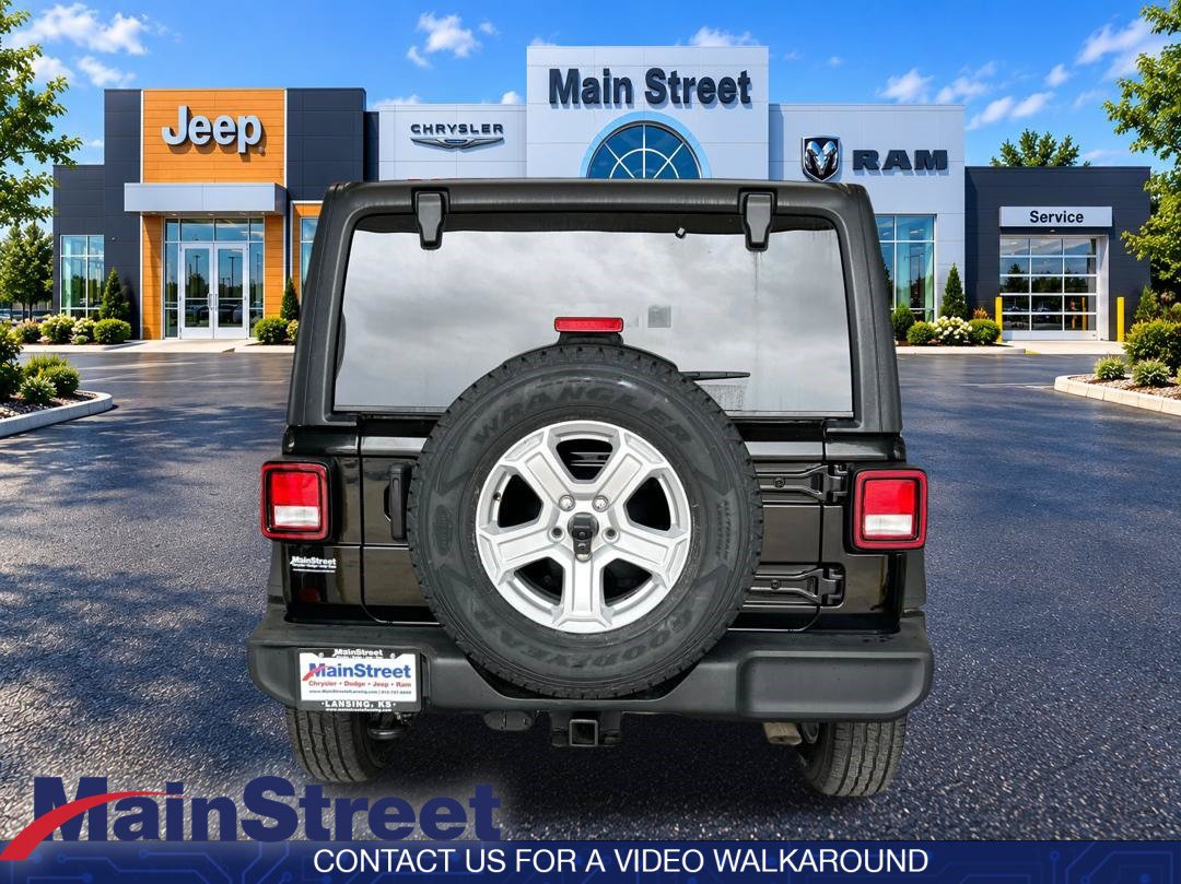 Used 2023 Jeep Wrangler Unlimited Sport AWD/4WD image 4