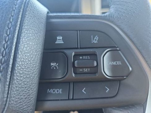 Certified 2025 Toyota Tundra Limited image 17