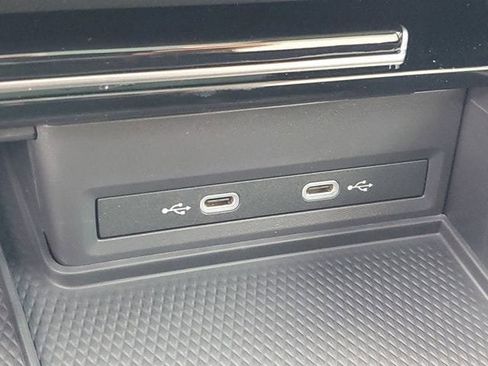 New 2026 Volkswagen Atlas Cross Sport SEL Premium R-Line image 29