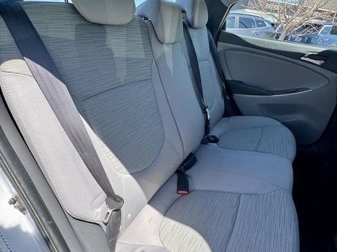 Used 2017 Hyundai Accent SE FWD image 12