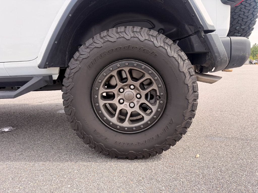 Used 2023 Jeep Wrangler Unlimited Rubicon 392 w/ Xtreme Recon 35" Tire Package AWD/4WD image 27