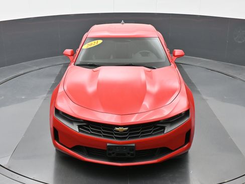 Used 2021 Chevrolet Camaro LS RWD image 29