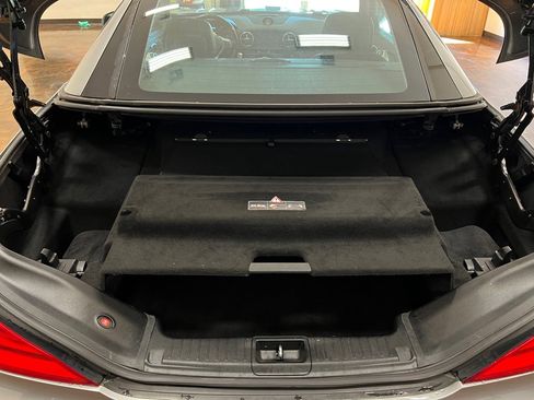 Used 2013 Mercedes-Benz SL 550 image 39
