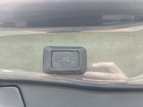Used 2021 Toyota RAV4 XSE image 19