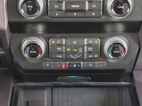 Used 2020 Ford F450 Limited w/ FX4 Off-Road Package AWD/4WD image 18