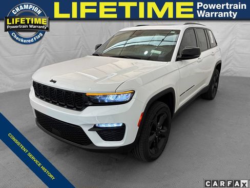 Used 2023 Jeep Grand Cherokee Limited w/ Black Appearance Package AWD/4WD image 1