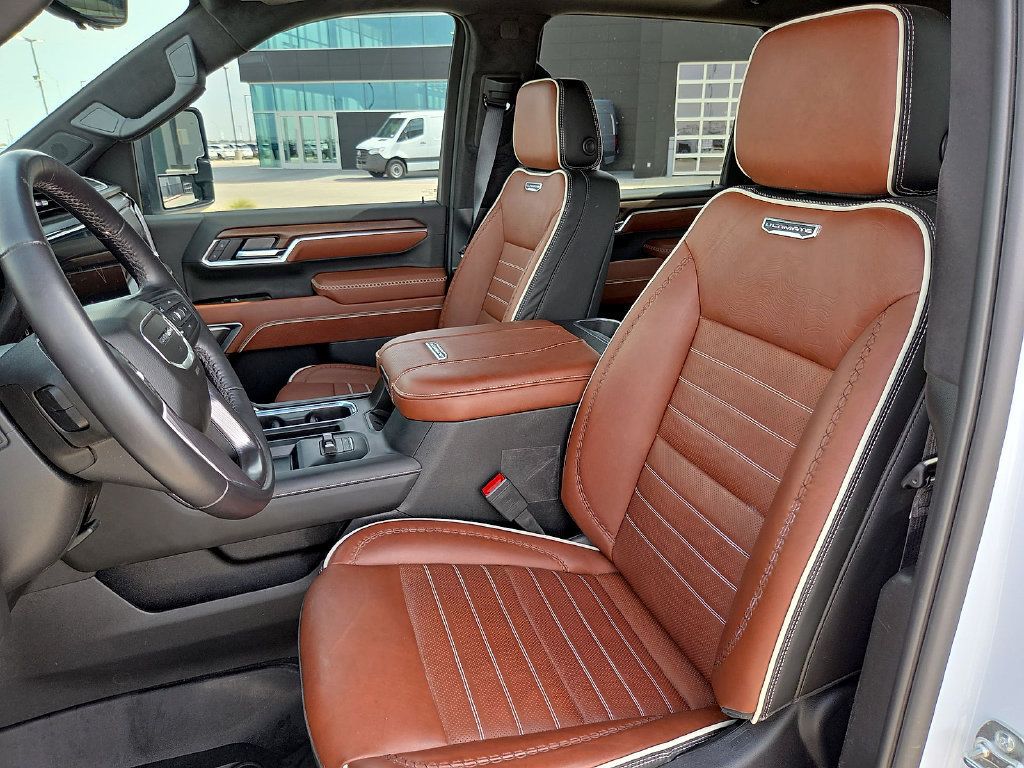 Used 2026 GMC Sierra 2500 Denali Ultimate w/ Max Trailering Package AWD/4WD image 16