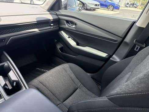 Certified 2024 Honda Accord EX image 22