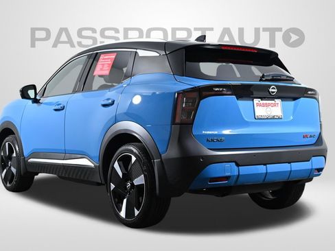 Certified 2025 Nissan Kicks SR AWD/4WD image 8