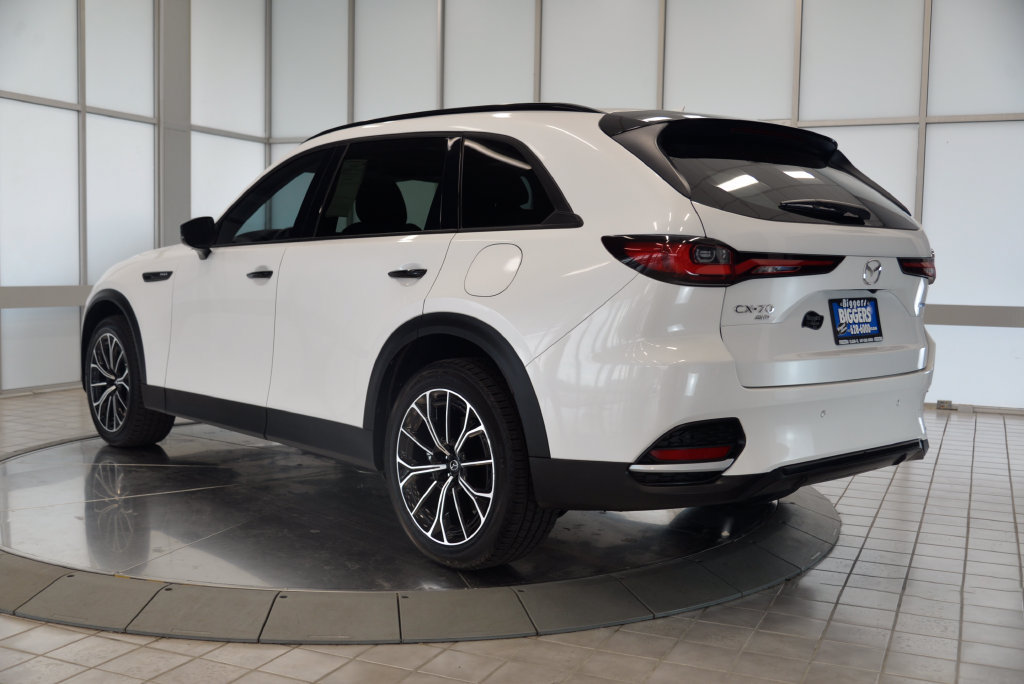 Certified 2025 MAZDA CX-70 Plug-In Hybrid w/ Premium Pkg AWD/4WD image 6