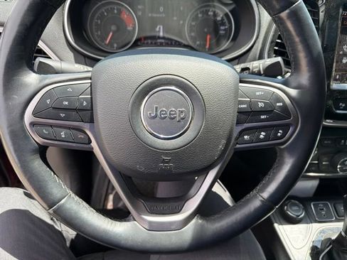 Used 2019 Jeep Cherokee Limited w/ Technology Group AWD/4WD image 18