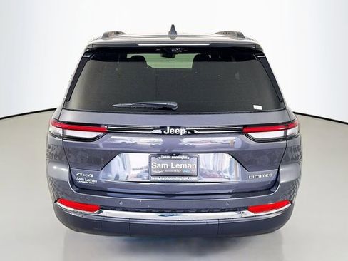 Used 2025 Jeep Grand Cherokee Limited w/ Luxury Tech Group II image 6