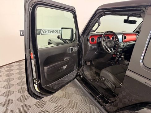 Used 2021 Jeep Wrangler Rubicon AWD/4WD image 50